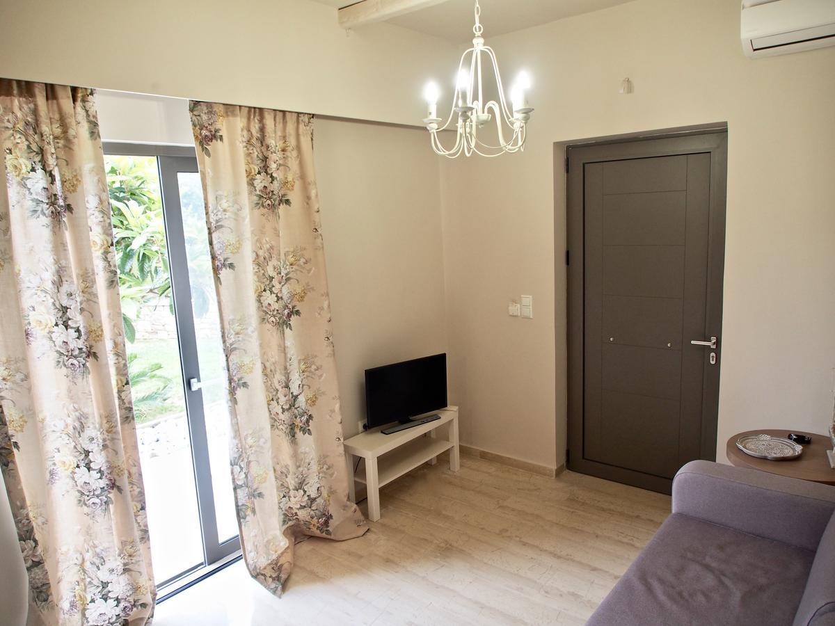 Lena Mare Aparthotel Hráni Kültér fotó