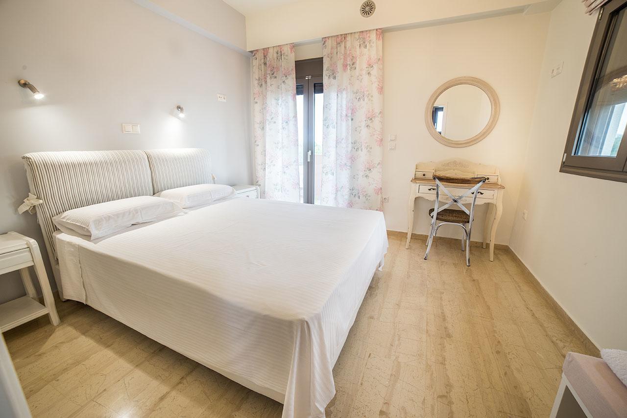 Lena Mare Aparthotel Hráni Kültér fotó